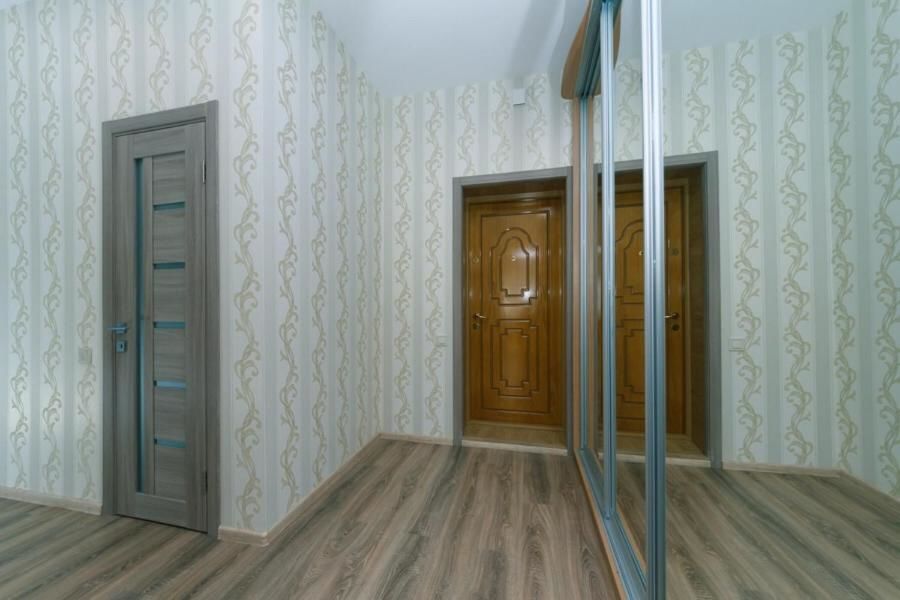Апартаменты New spacious apartment. Obolonskaya Embankment. golf Club Киев-7