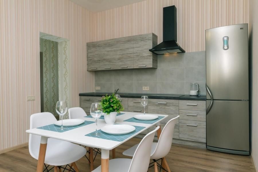 Апартаменты New spacious apartment. Obolonskaya Embankment. golf Club Киев-12