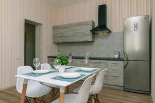 Апартаменты New spacious apartment. Obolonskaya Embankment. golf Club Киев-4