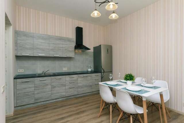 Апартаменты New spacious apartment. Obolonskaya Embankment. golf Club Киев-3