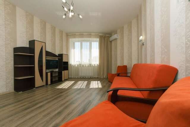 Апартаменты New spacious apartment. Obolonskaya Embankment. golf Club Киев-17
