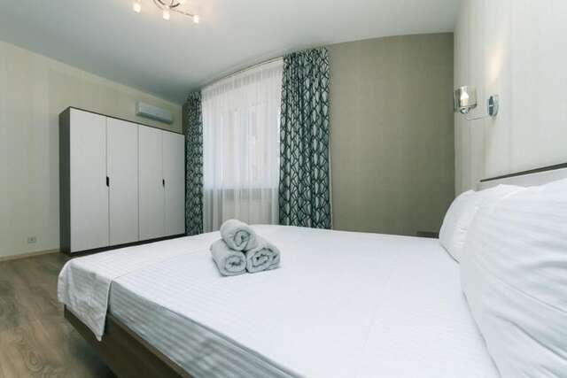 Апартаменты New spacious apartment. Obolonskaya Embankment. golf Club Киев-20